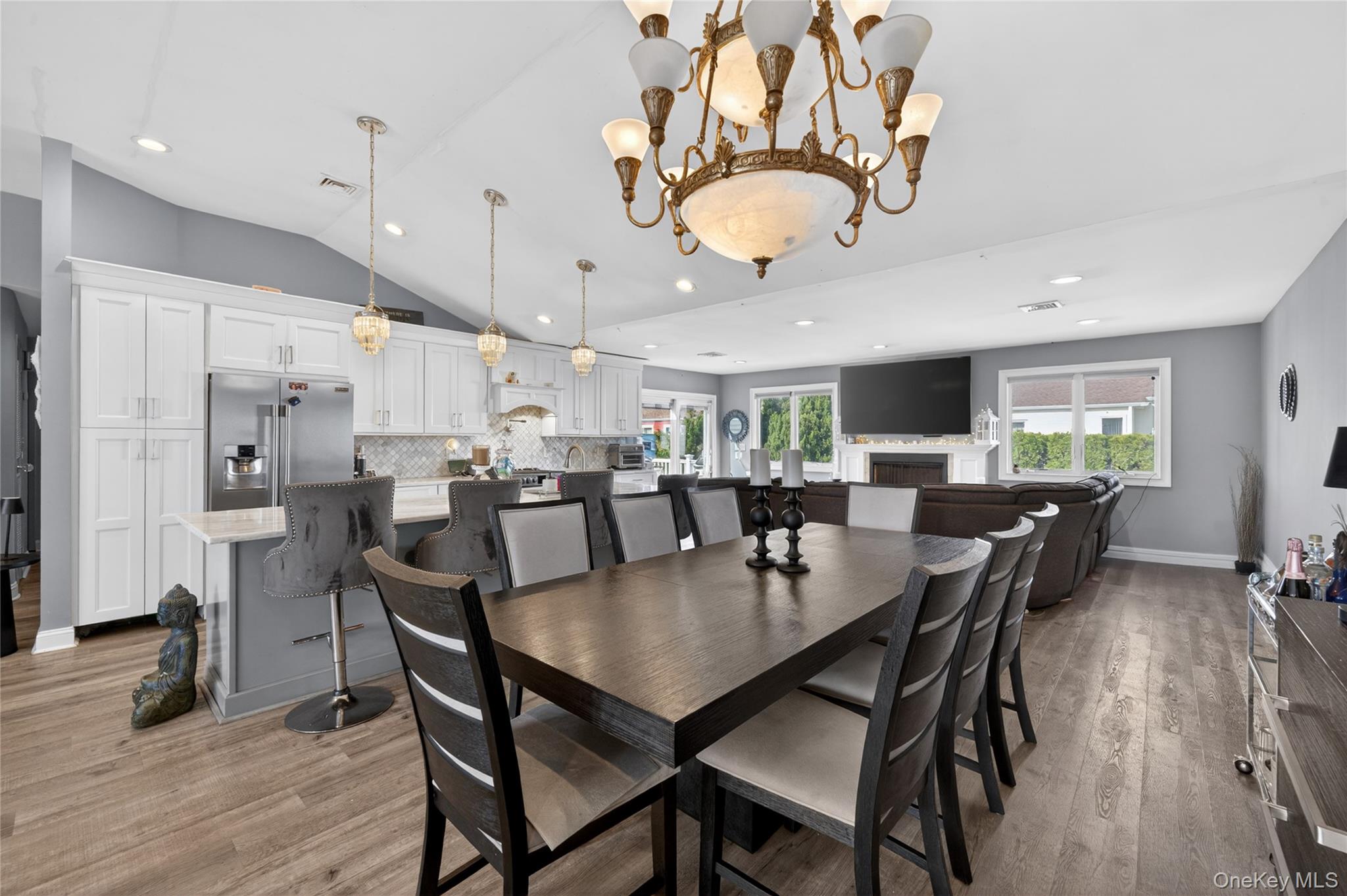 2794 Covered Bridge Road Merrick, NY 11566 - Photo 14 of 39