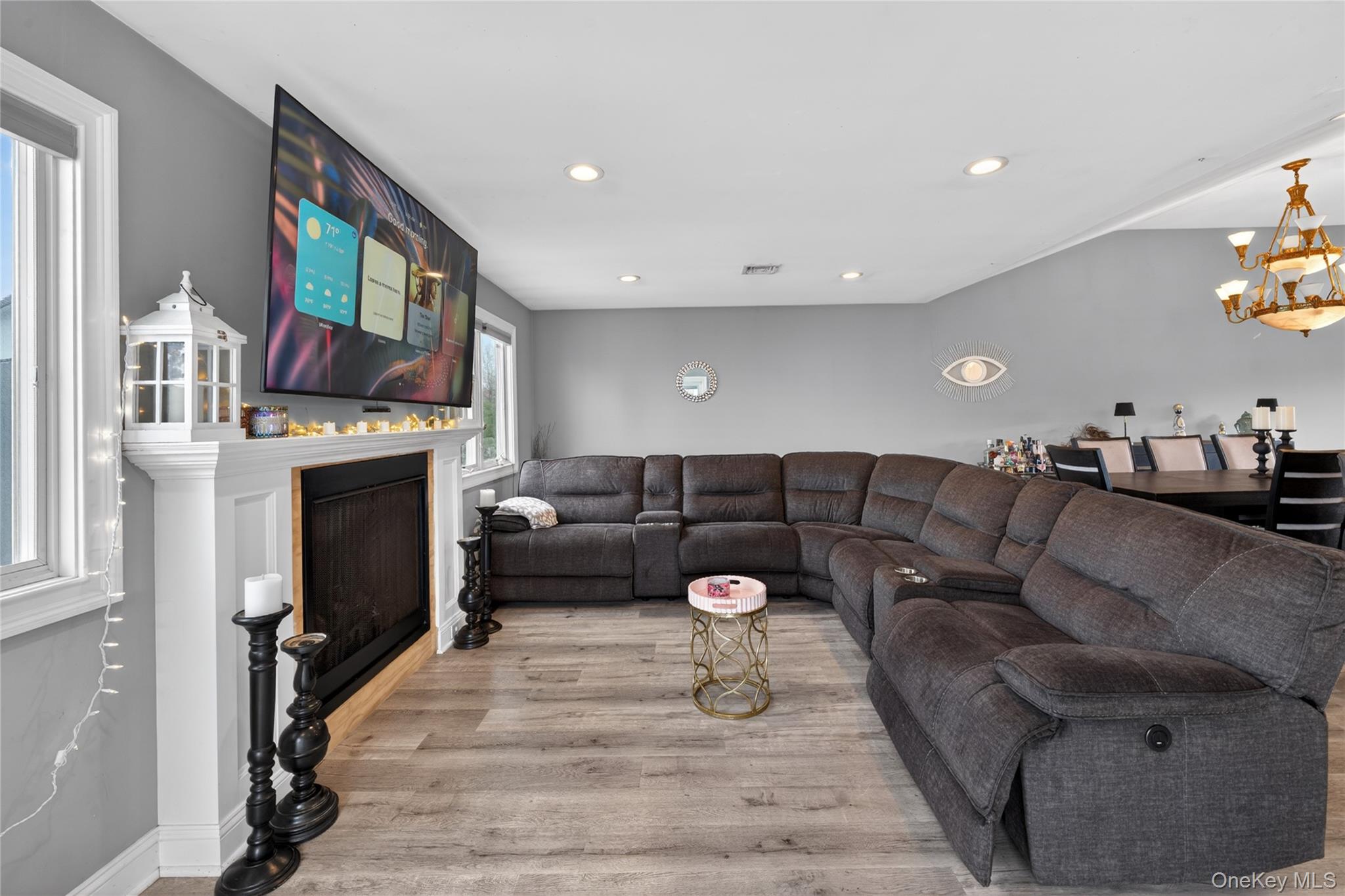 2794 Covered Bridge Road Merrick, NY 11566 - Photo 16 of 39