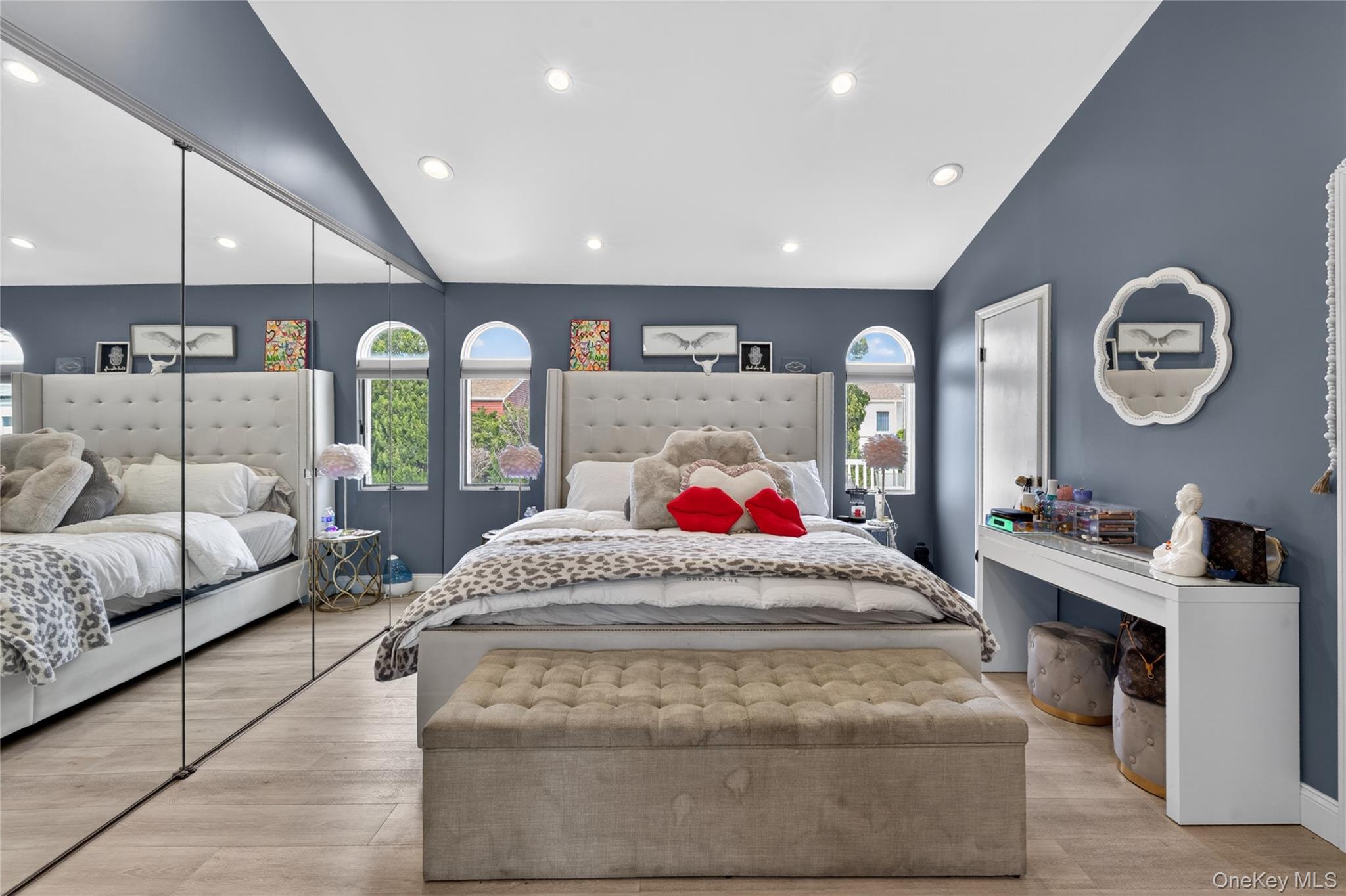 2794 Covered Bridge Road Merrick, NY 11566 - Photo 22 of 39