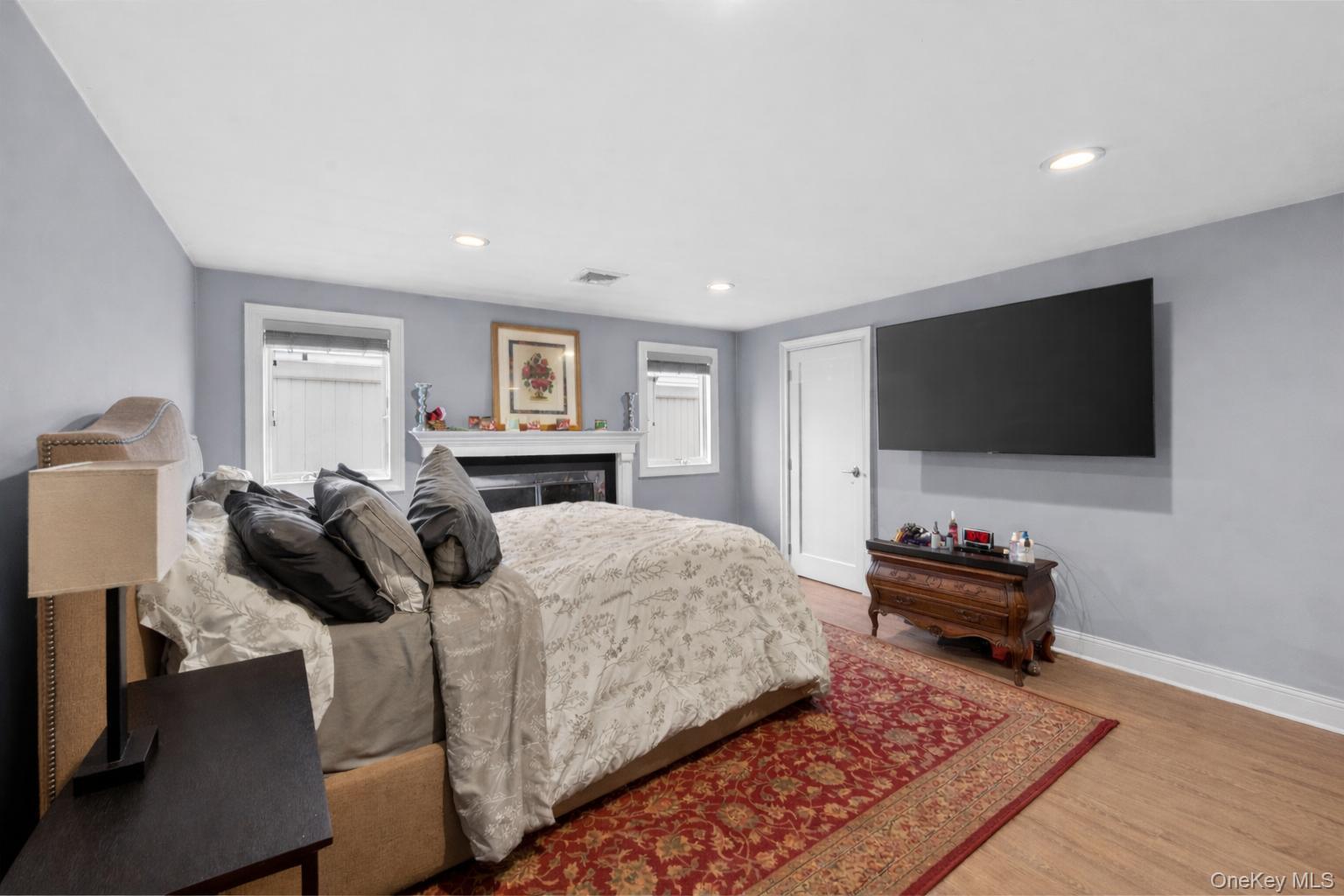 2794 Covered Bridge Road Merrick, NY 11566 - Photo 28 of 39