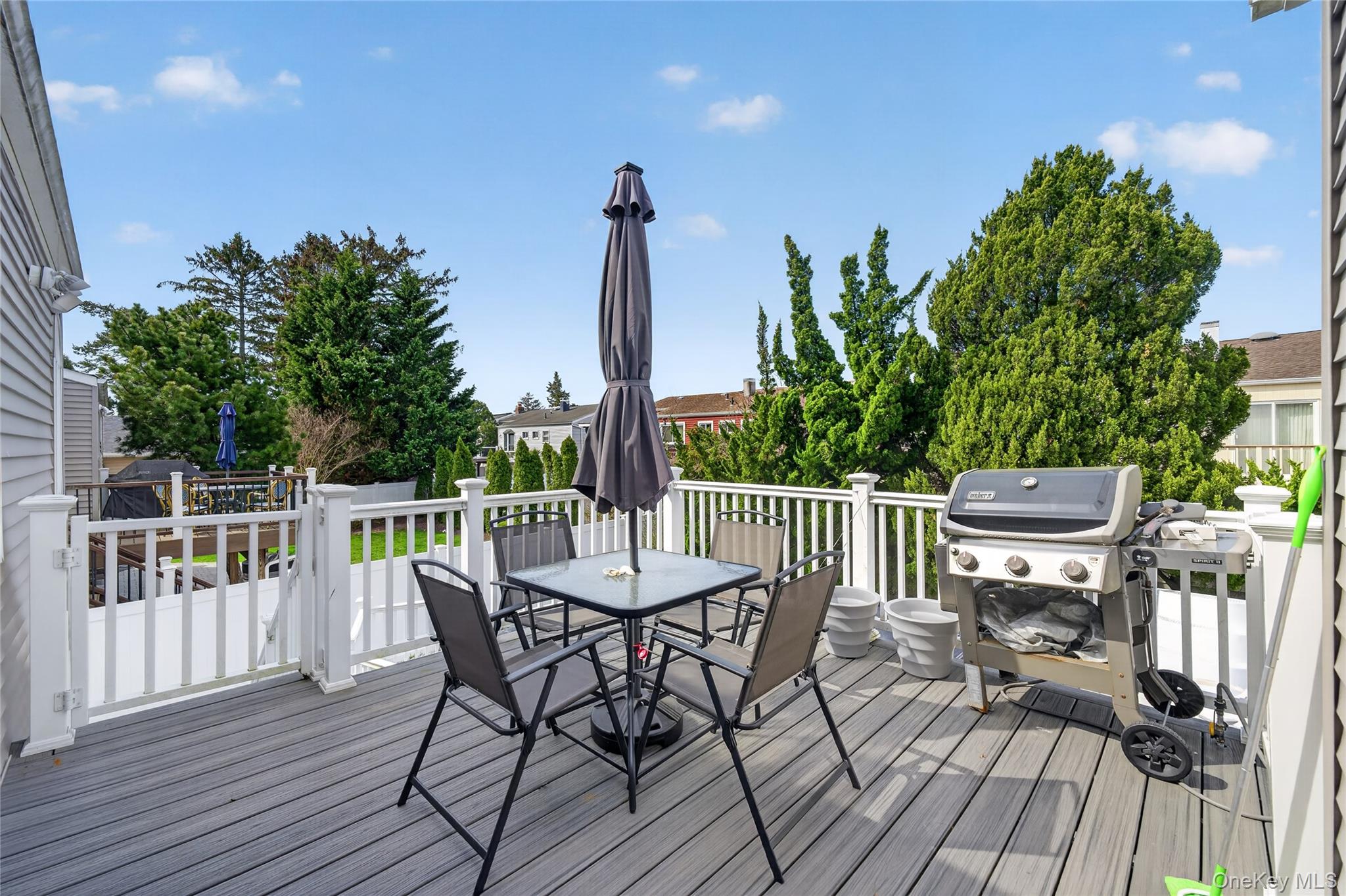 2794 Covered Bridge Road Merrick, NY 11566 - Photo 31 of 39