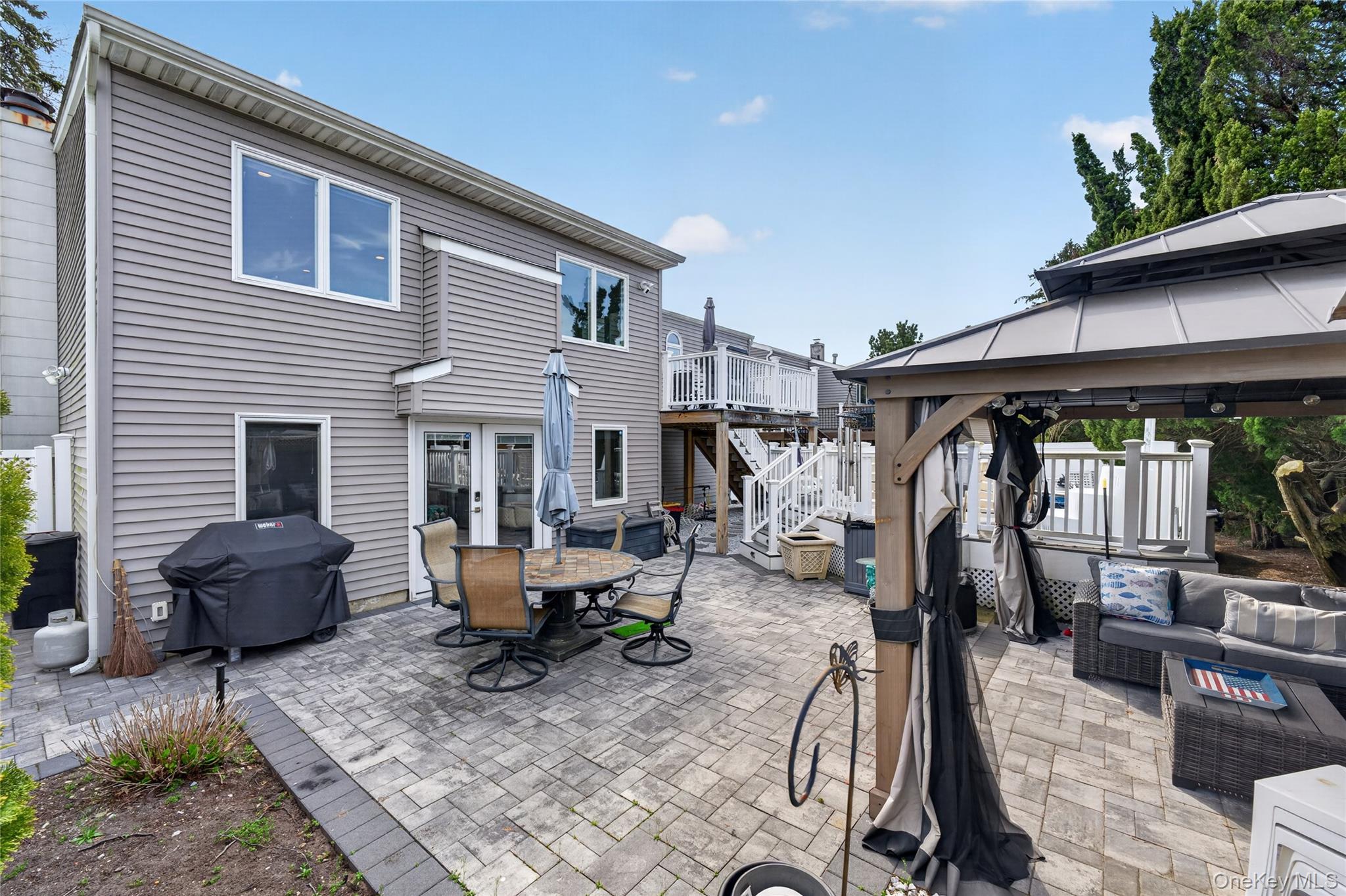 2794 Covered Bridge Road Merrick, NY 11566 - Photo 34 of 39