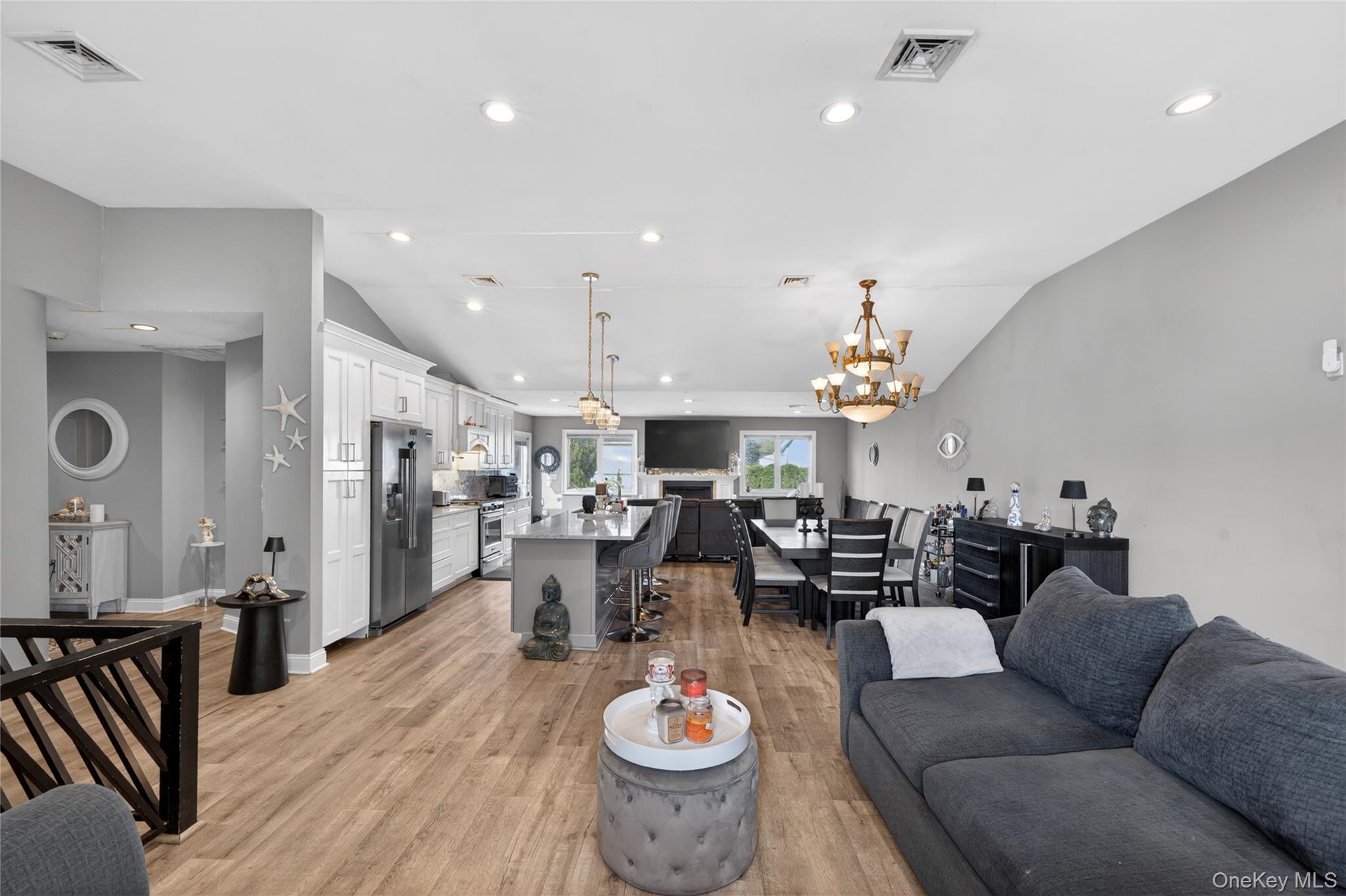 2794 Covered Bridge Road Merrick, NY 11566 - Photo 6 of 39