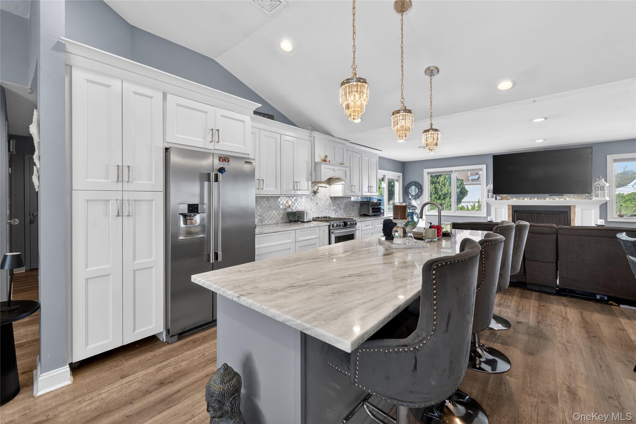 2794 Covered Bridge Road Merrick, NY 11566 - Photo 9 of 39