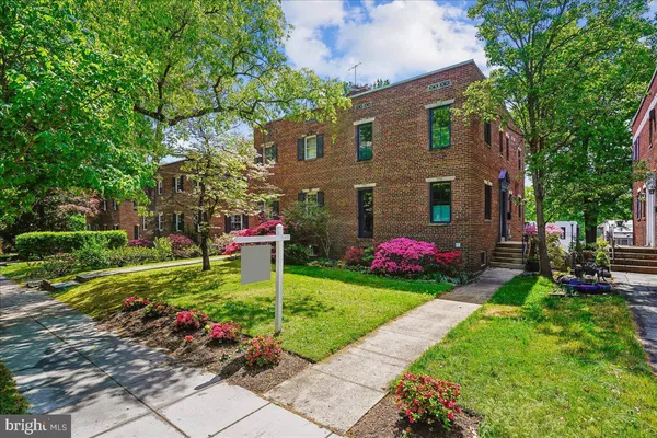 $1,299,999 | 2910 Upton Street Northwest, Washington, DC 20008