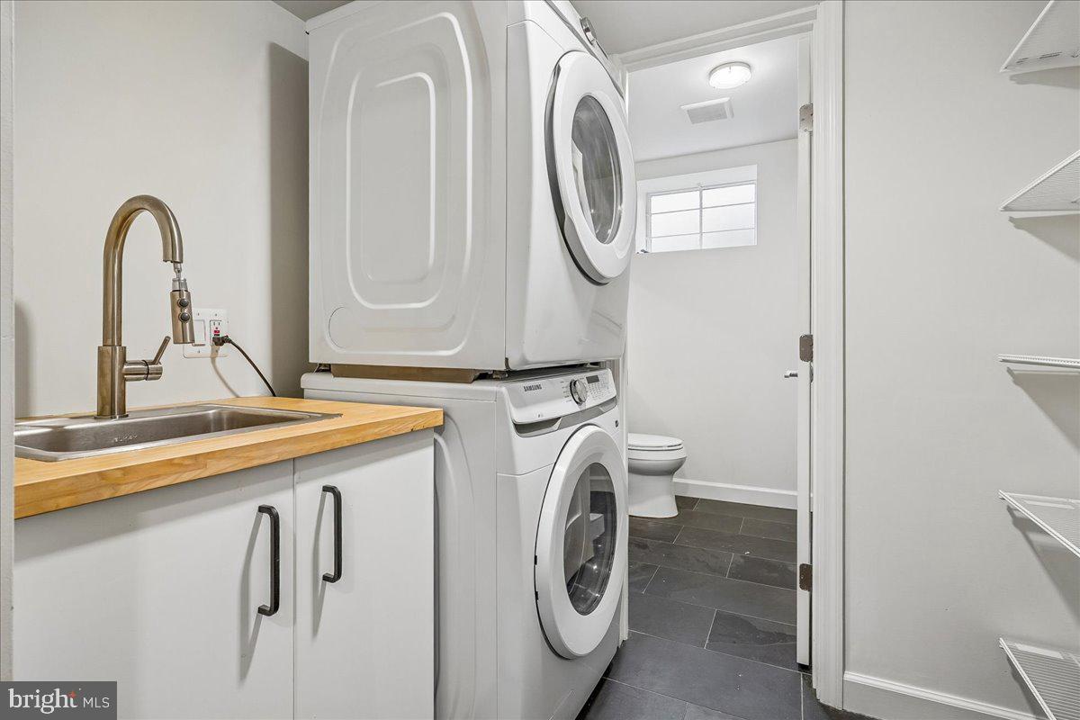 2910 Upton Street Northwest Washington, DC 20008 - Photo 38 of 64 Laundry