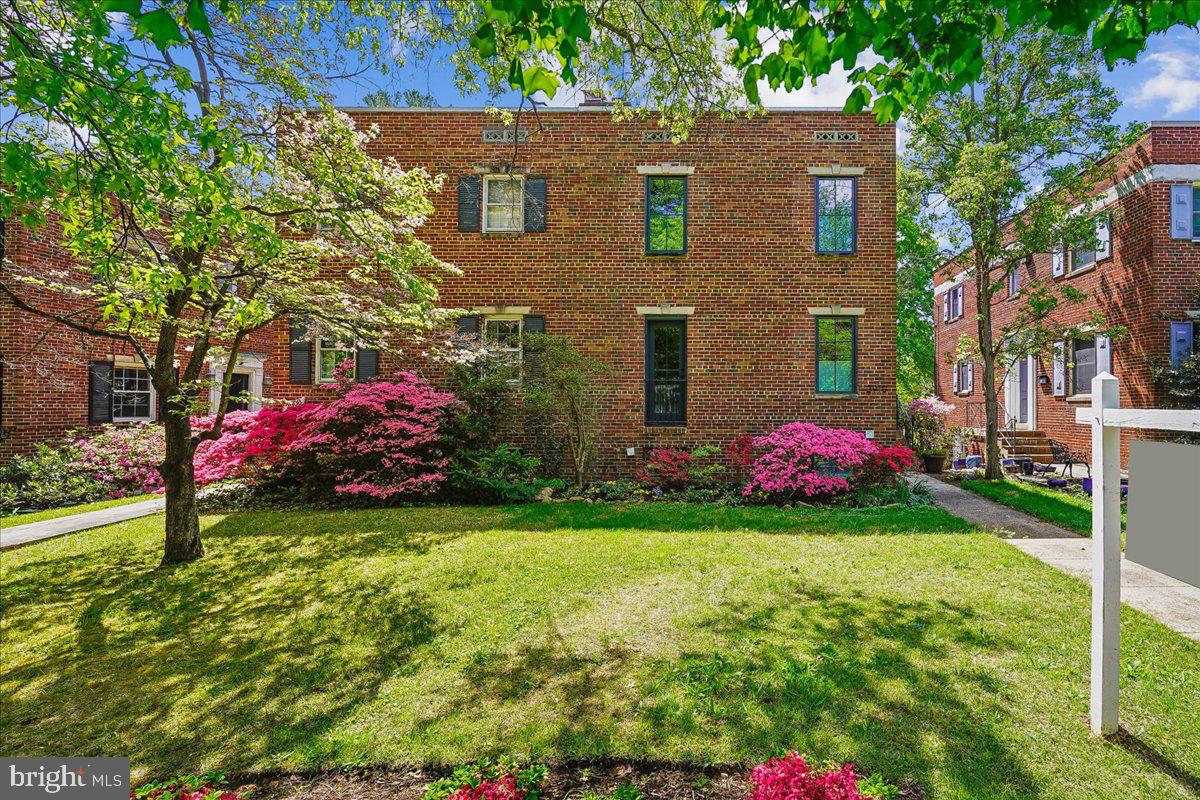 2910 Upton Street Northwest Washington, DC 20008 - Photo 41 of 64 Front Elevation