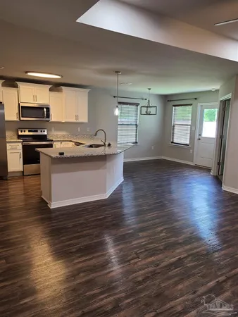 $1,995 | 715 West Ensley Street, Pensacola, FL 32534