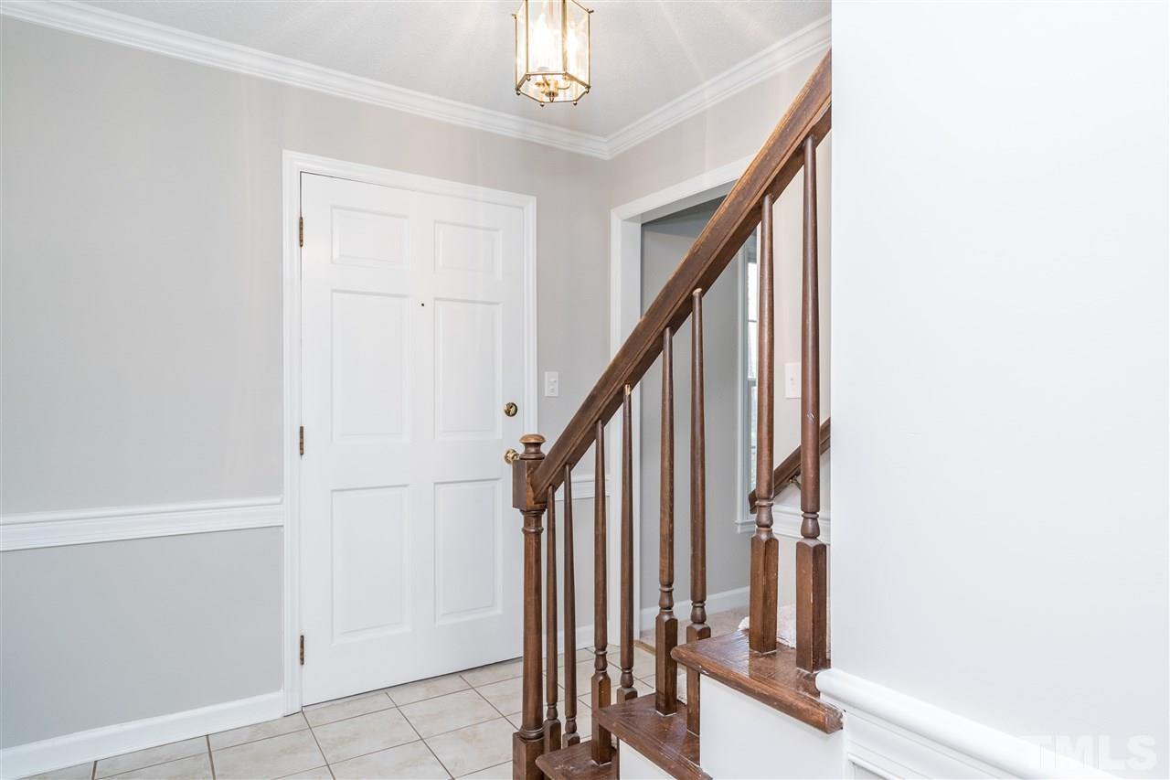 7212 St Ledger Drive Raleigh, NC 27613 - Photo 3 of 27 a view of entryway