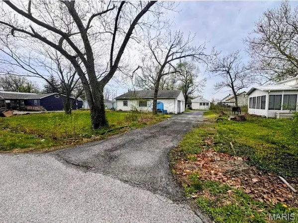 $159,000 | 4074 Breckenridge Lane, Granite City, IL 62040