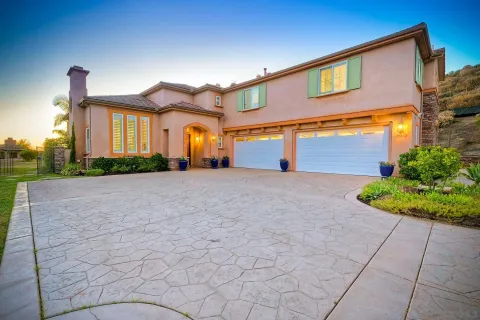 $1,995,000 | 15068 Creek Hills Road, El Cajon, CA 92021