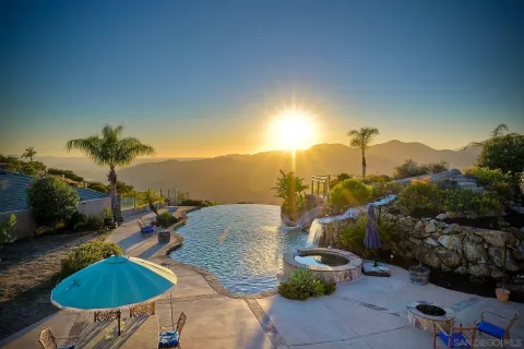 $1,995,000 | 15068 Creek Hills Road, El Cajon, CA 92021