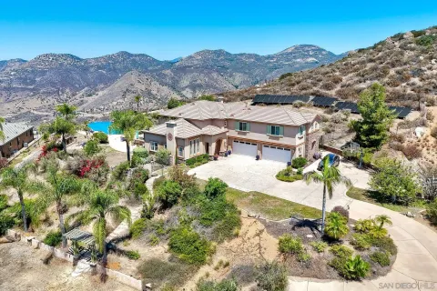$1,995,000 | 15068 Creek Hills Road, El Cajon, CA 92021