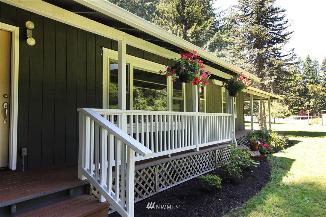 24327 Old Mill Road Southwest Vashon, WA 98070 - Photo 23 of 25