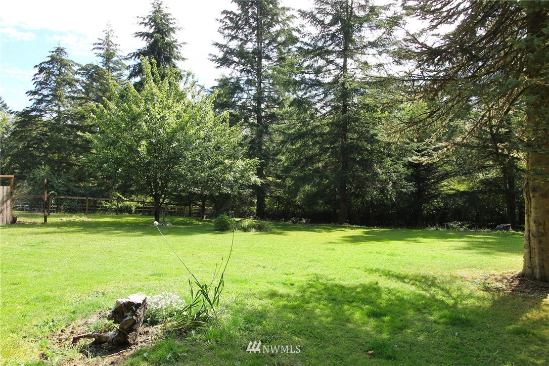 24327 Old Mill Road Southwest Vashon, WA 98070 - Photo 4 of 25