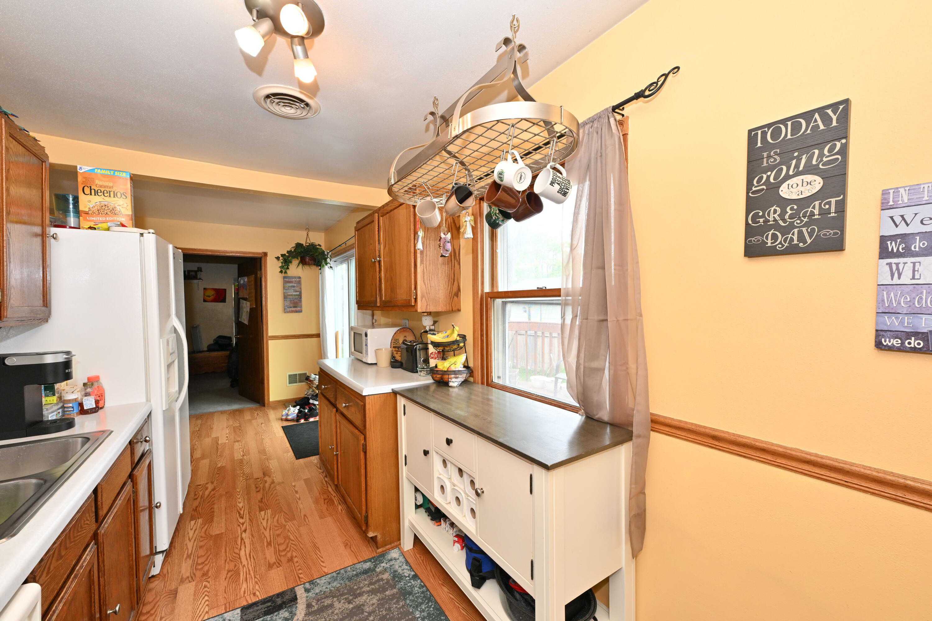 6012 West Morgan Avenue Milwaukee, WI 53219 - Photo 11 of 31 Photo (12)