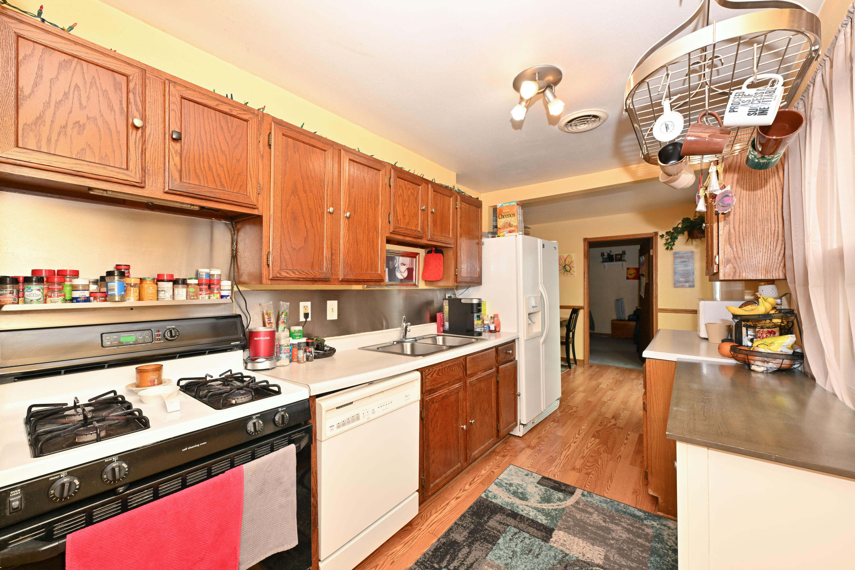6012 West Morgan Avenue Milwaukee, WI 53219 - Photo 9 of 31 Photo (10)