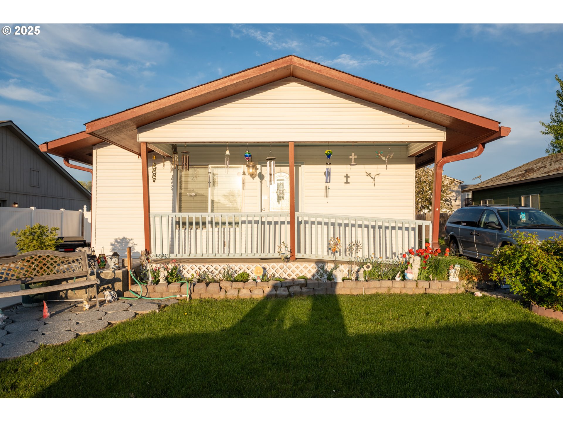 515 Southeast 6th Street Hermiston, OR 97838 - Photo 3 of 46