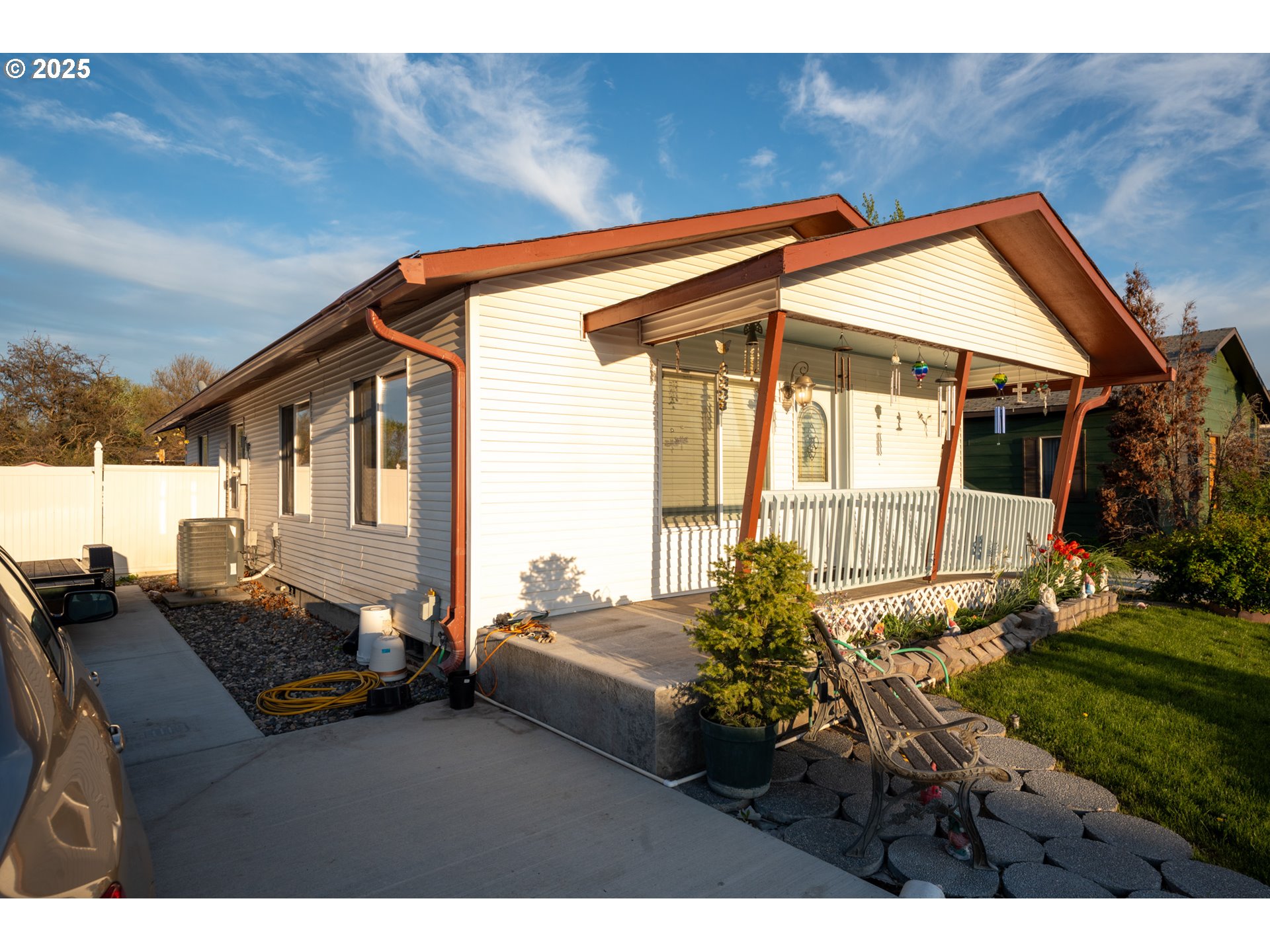 515 Southeast 6th Street Hermiston, OR 97838 - Photo 5 of 46