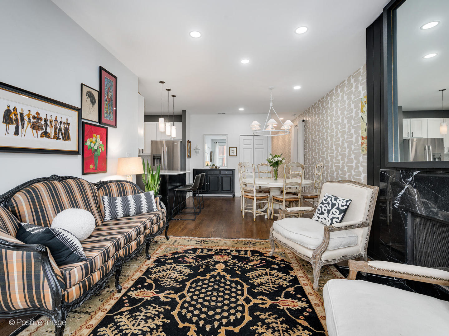 1349 West Fillmore Street, Unit B Chicago, IL 60607 - Photo 5 of 19 a living room with furniture