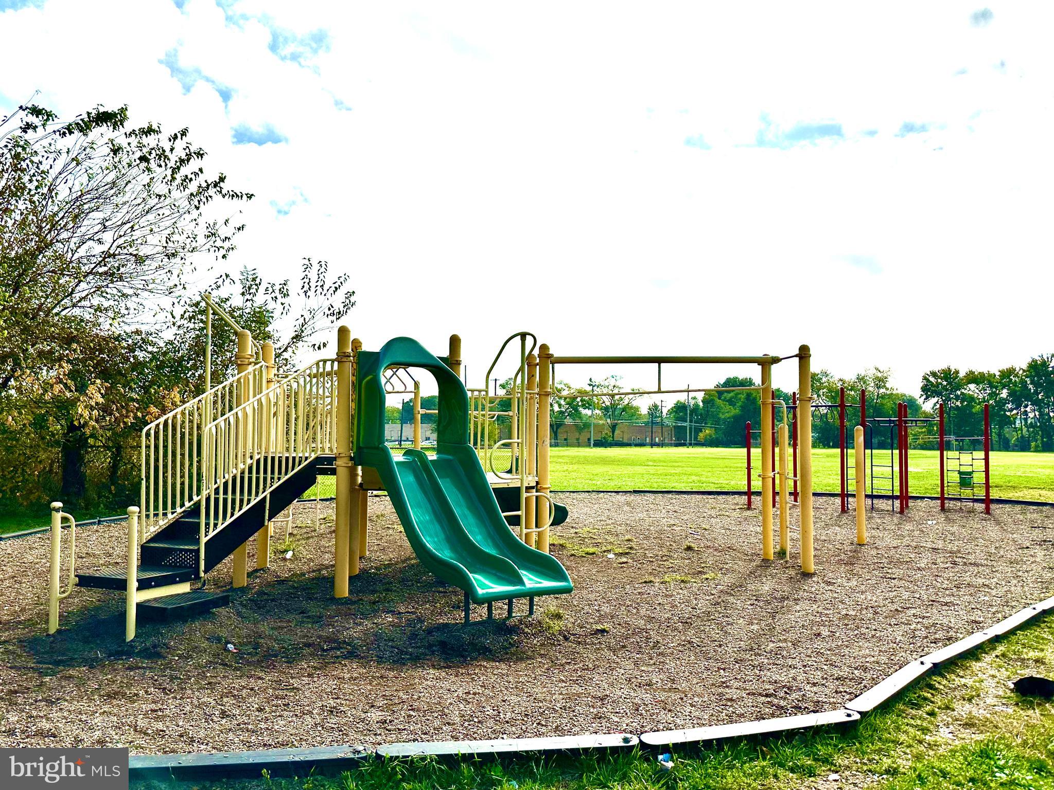 981 Grant Road Folcroft, PA 19032 - Photo 17 of 24 Delcroft School Playground and Ball Field