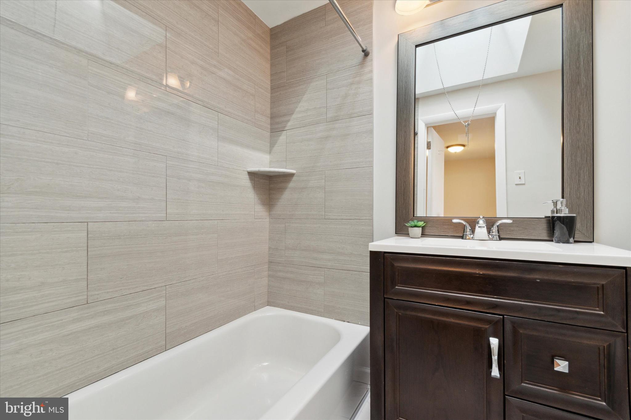 981 Grant Road Folcroft, PA 19032 - Photo 10 of 24 Updated Hall Bath with new Skylight