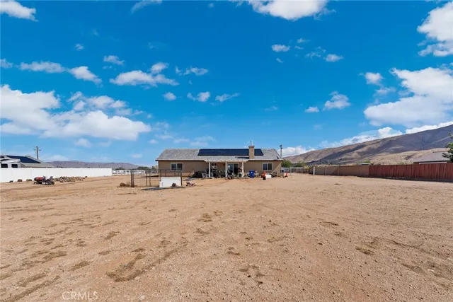 $550,000 | 9564 Candlelight Street, Apple Valley, CA 92308