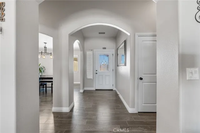 $550,000 | 9564 Candlelight Street, Apple Valley, CA 92308