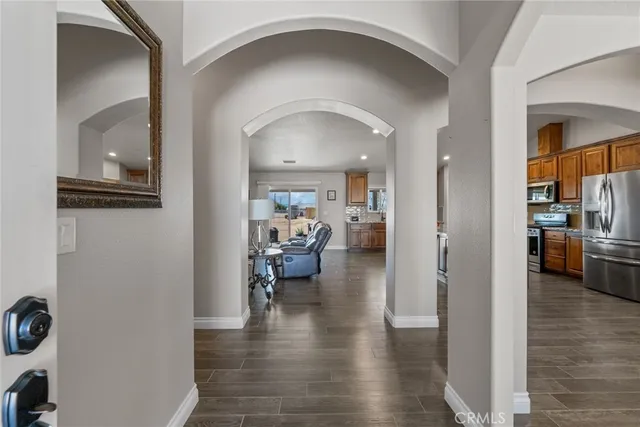 $550,000 | 9564 Candlelight Street, Apple Valley, CA 92308