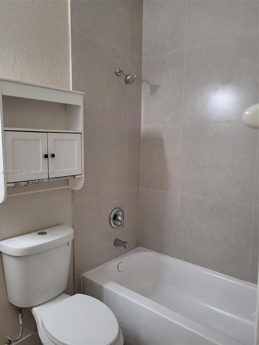 1663 Southeast 29th Street, Unit 208 Homestead, FL 33035 - Photo 10 of 11