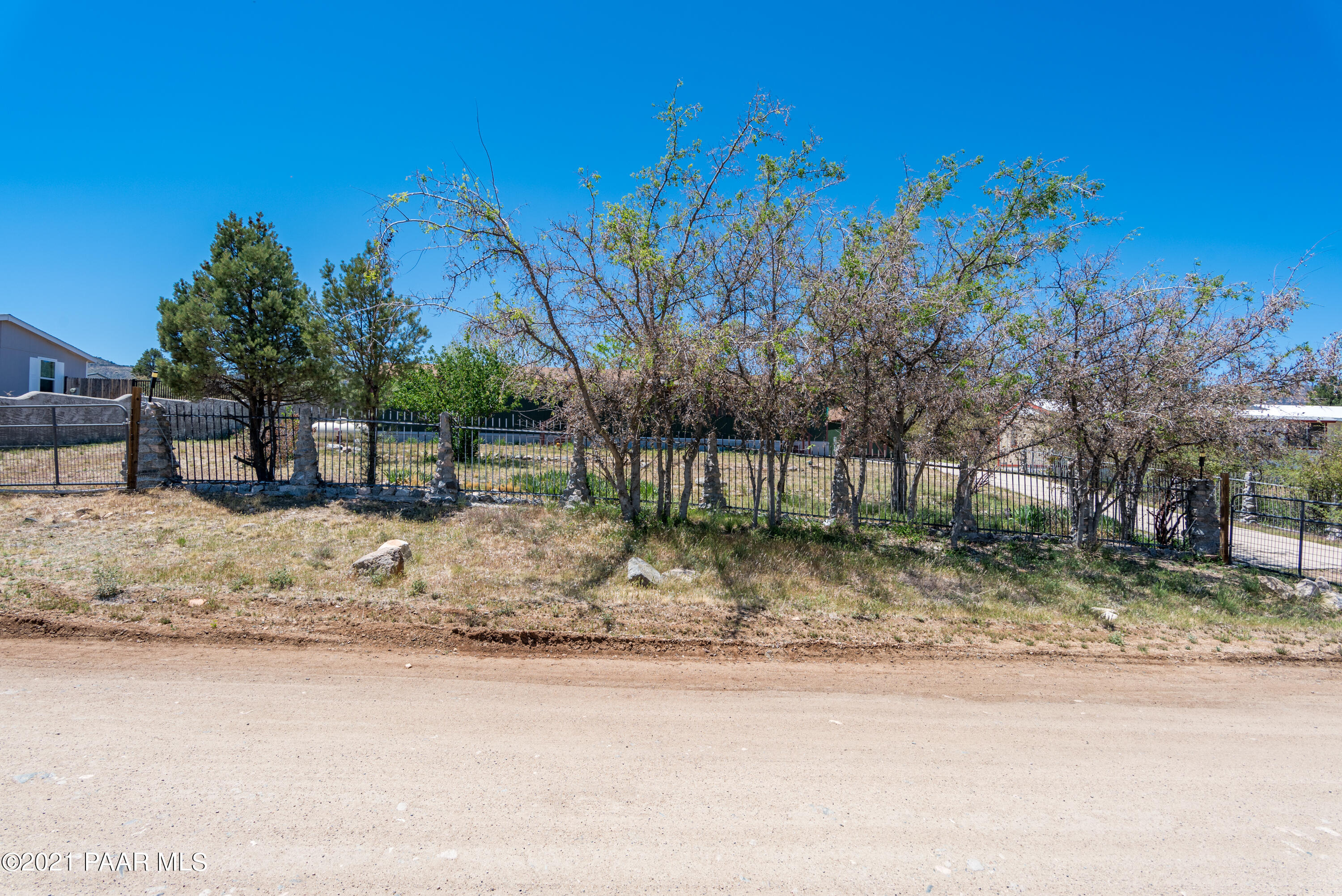 18388 Frontier Road Peeples Valley, AZ 86332 - Photo 29 of 37 DSC_7607