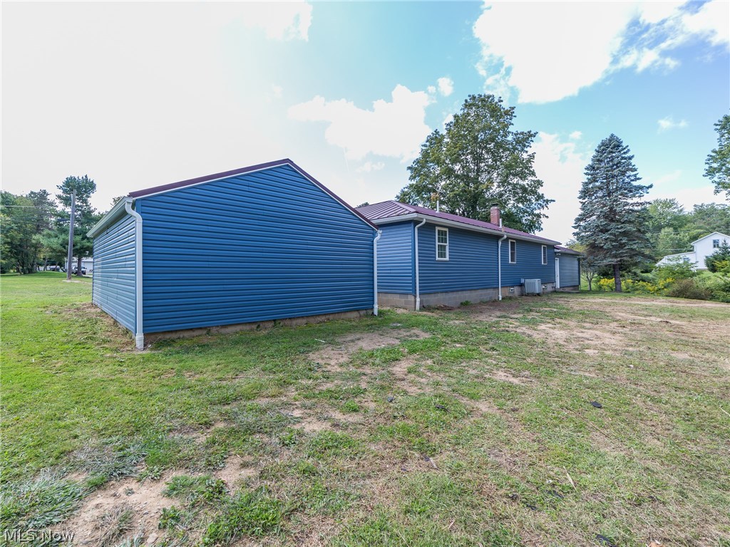 14813 Denman Road Wakeman, OH 44889 - Photo 4 of 27