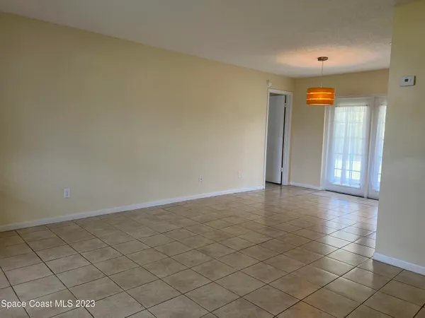 $1,900 | 1911 Talloak Road, Melbourne, FL 32935