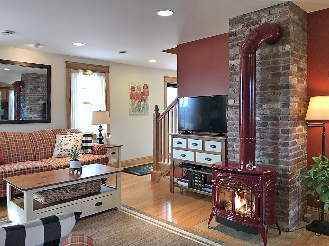 71 South Mountain Road Jefferson, ME 04348 - Photo 23 of 48 Living Room-1