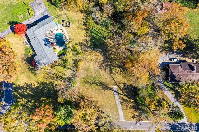 $399,999 | 8 Chasselle Lane, St. Louis, MO 63141