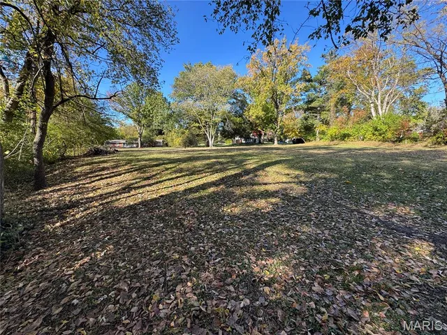 $399,999 | 8 Chasselle Lane, St. Louis, MO 63141