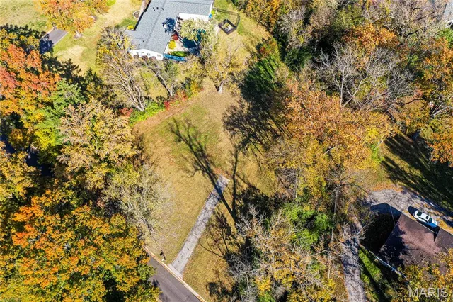 $399,999 | 8 Chasselle Lane, St. Louis, MO 63141