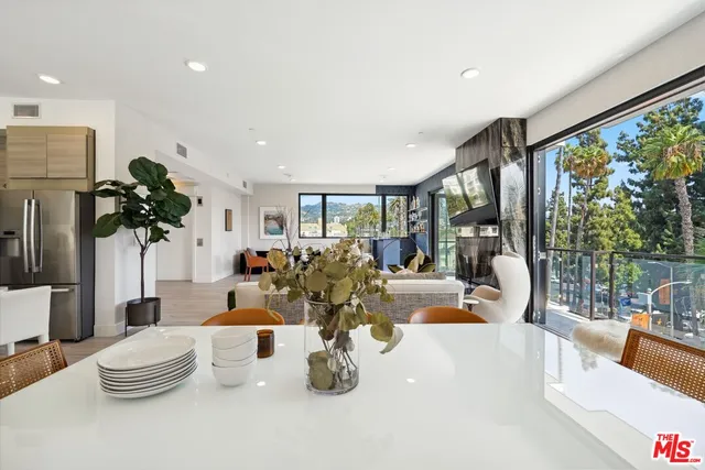 $16,495,000 | 137 North Doheny Drive, West Hollywood, CA 90048