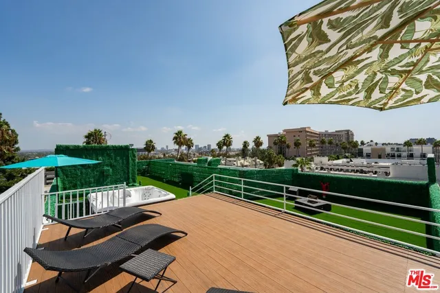 $16,495,000 | 137 North Doheny Drive, West Hollywood, CA 90048