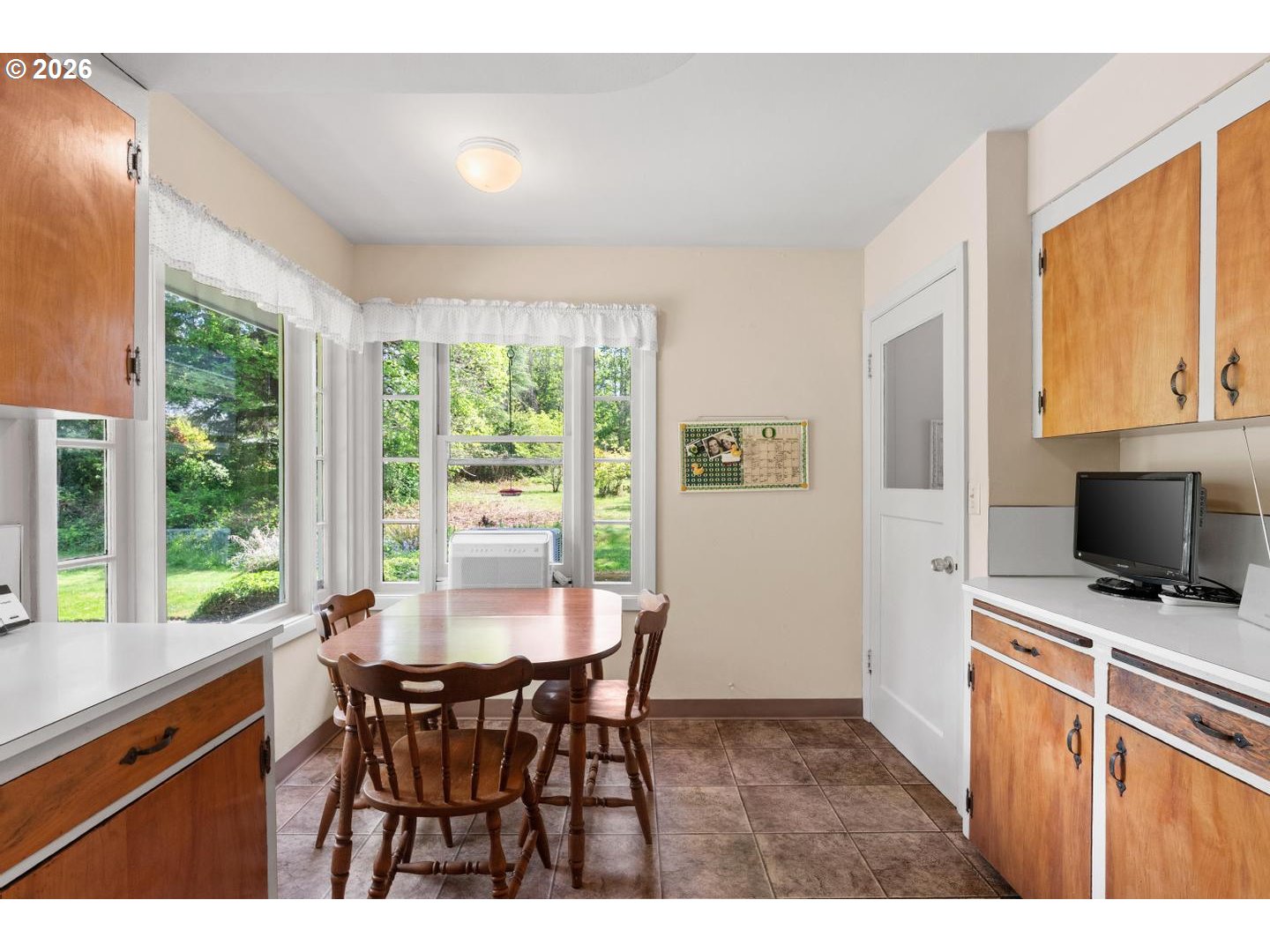7225 Southwest 83rd Avenue Portland, OR 97223 - Photo 13 of 40