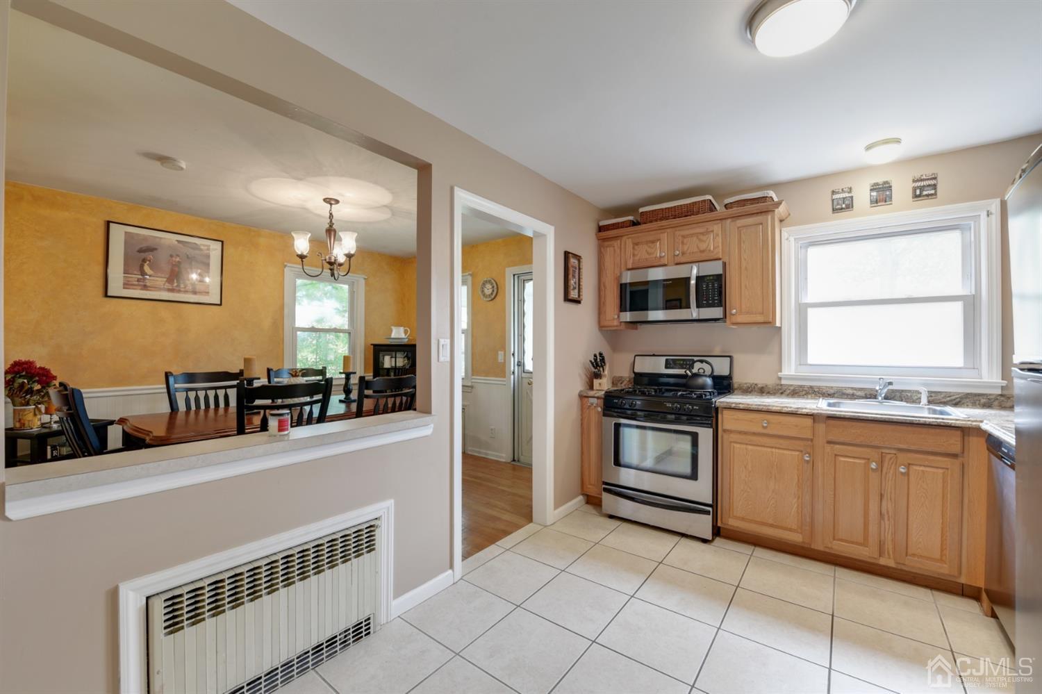 75 Ramsey Road Middlesex, NJ 08846 - Photo 12 of 25 Gallery Image 12