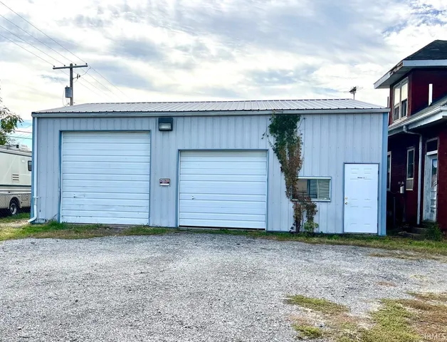 $236,000 | 1327 North First Avenue, Evansville, IN 47710