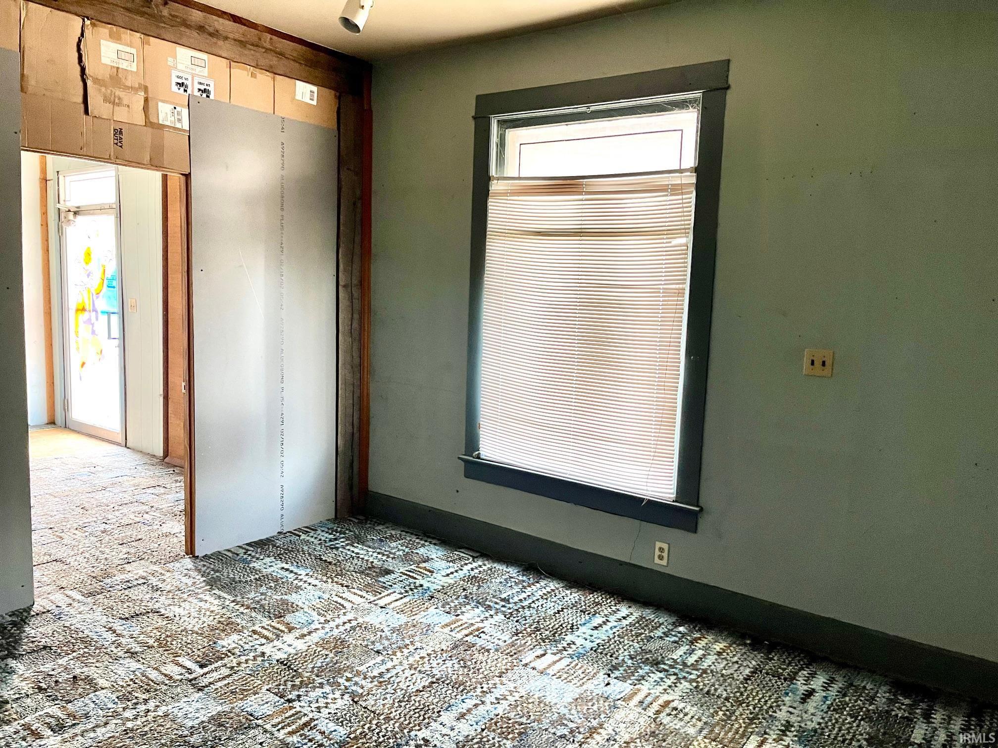 1327 North First Avenue Evansville, IN 47710 - Photo 13 of 33