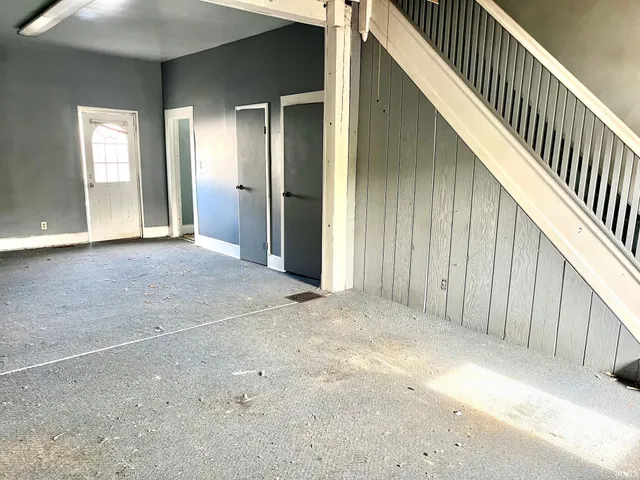 $236,000 | 1327 North First Avenue, Evansville, IN 47710