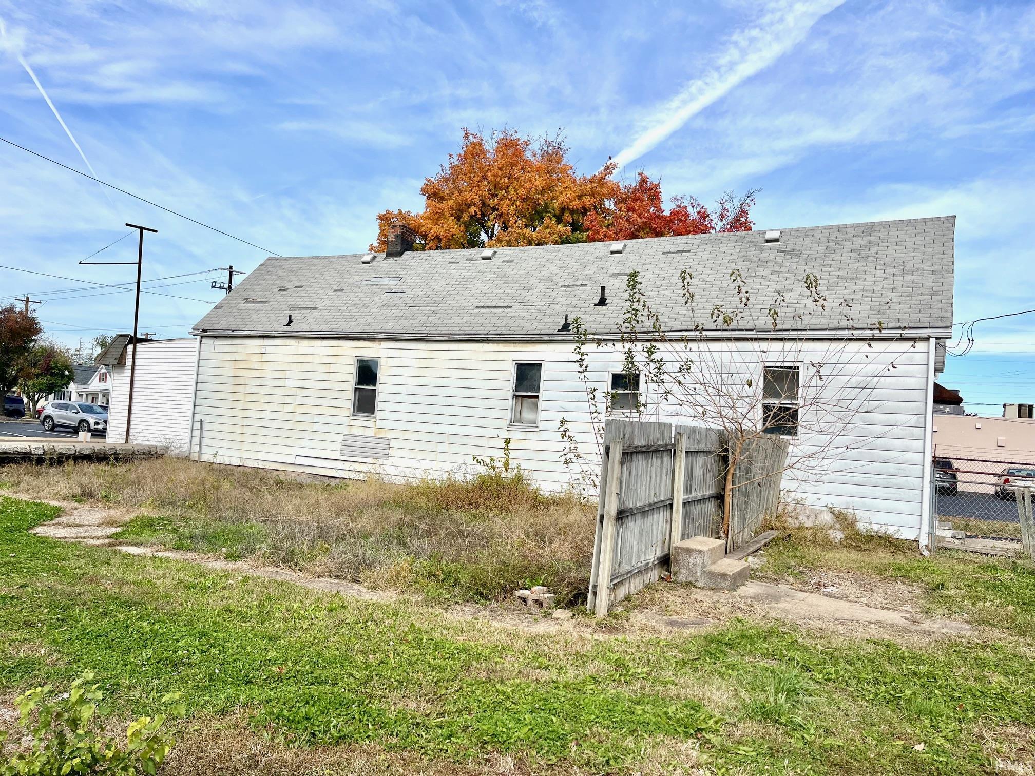 1327 North First Avenue Evansville, IN 47710 - Photo 26 of 33