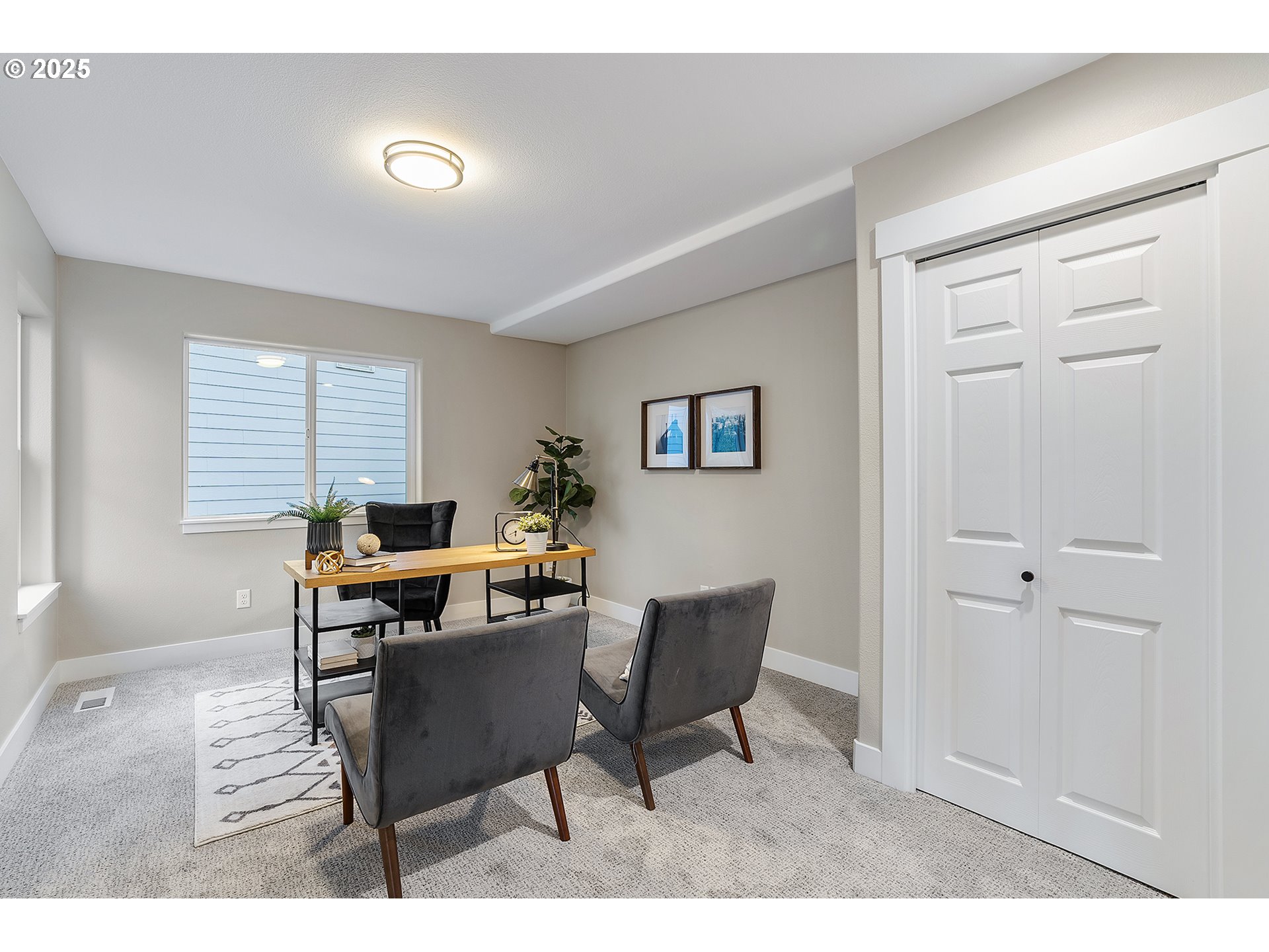 655 Barbary Place Gladstone, OR 97027 - Photo 18 of 48 a dining room with furniture and window