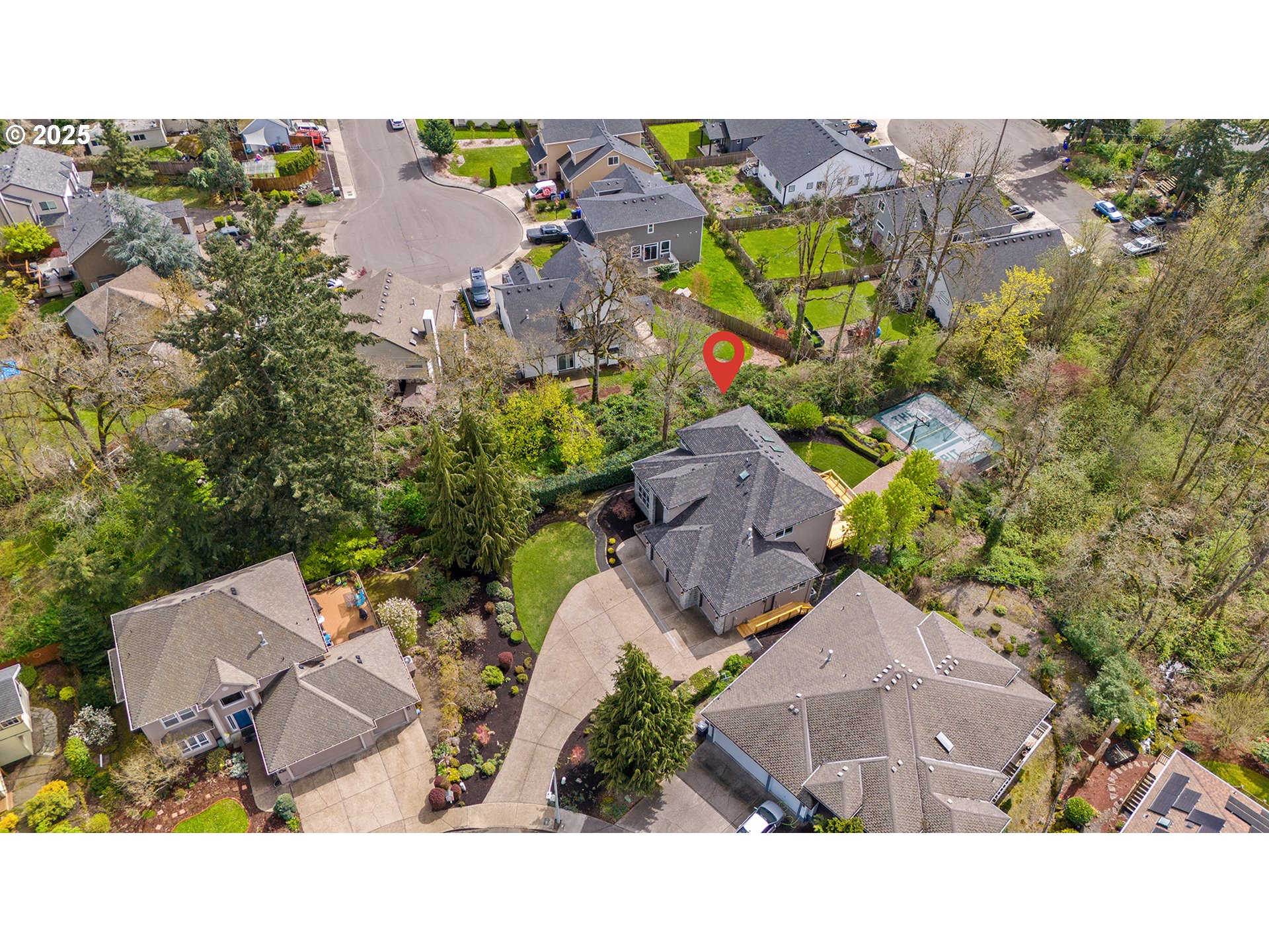655 Barbary Place Gladstone, OR 97027 - Photo 47 of 48 an aerial view of multiple house