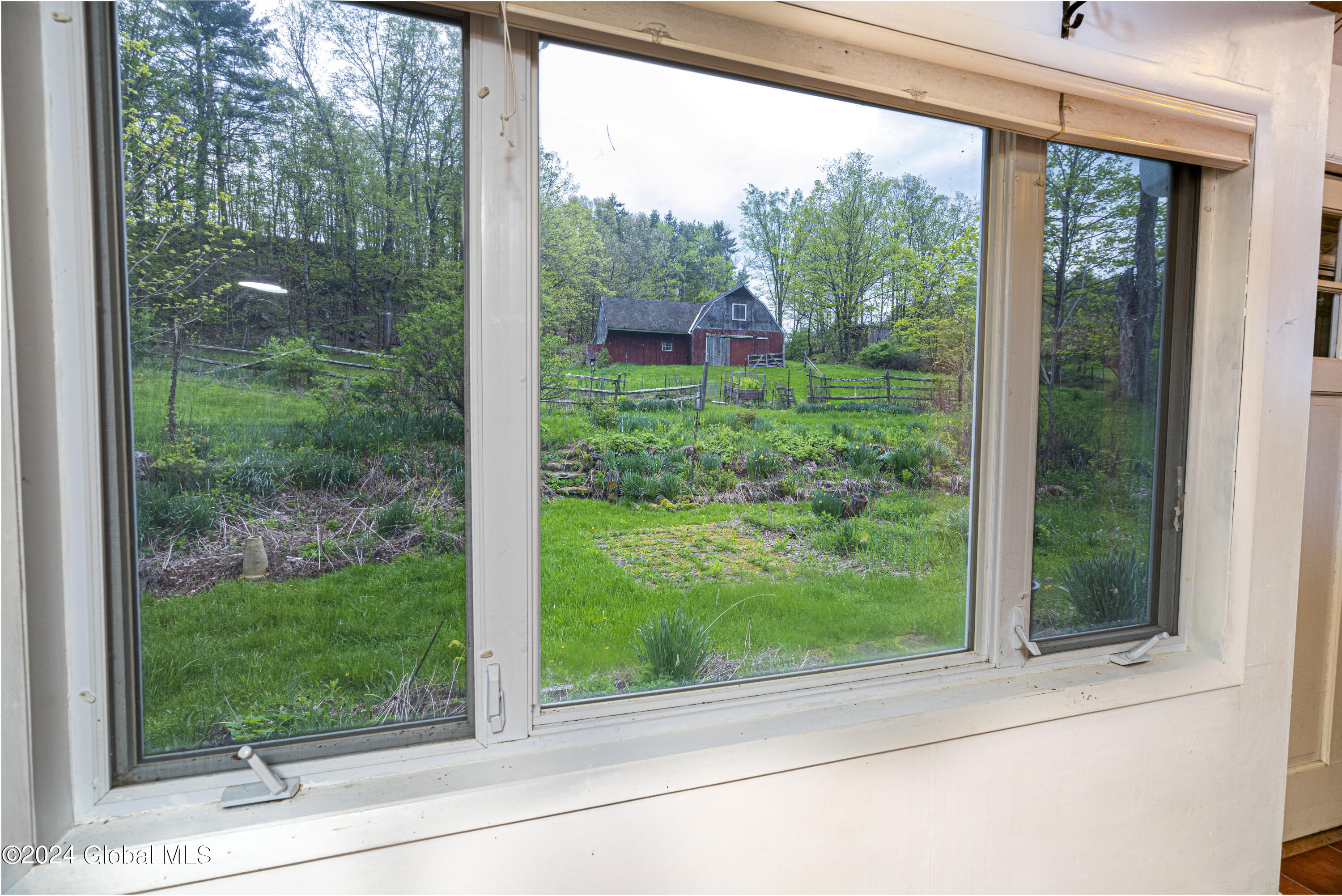 693 County Rte 49 Salem, NY 12865 - Photo 13 of 40 ADKPhoto-DSC05821