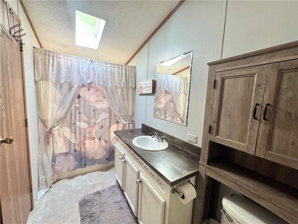 2588 Frew Mill Road New Castle, PA 16101 - Photo 16 of 24 Gallery Image 16