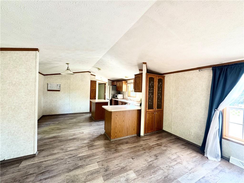 2588 Frew Mill Road New Castle, PA 16101 - Photo 5 of 24 Gallery Image 5